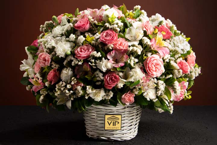 flower basket design چیدمان گل ها تعیین کننده ظاهر گل آرایی شماست.