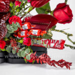 گل و شکلات ولنتاین