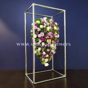 تاج گل معلق شماره 1- گلفروشی آنلاین VIP Shop