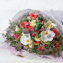 نمای دسته گل دخترانه خاص است.
