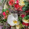 ارکیده از گل های زیبای دسته گل دخترانه است.