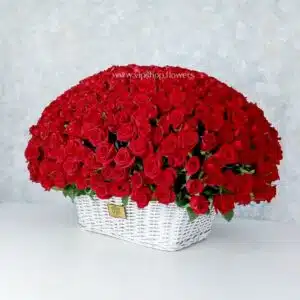سبد گل رز- گلفروشی آنلاین VIP Shop