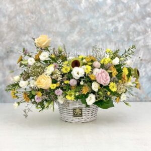 جعبه گل K114 رز داوودی و لیسیانتوس- گلفروشی آنلاین VIPS hop