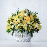 سبد گل آلسترومریا و رز مینیاتوری- گلفروشی آنلاین VIP Shop