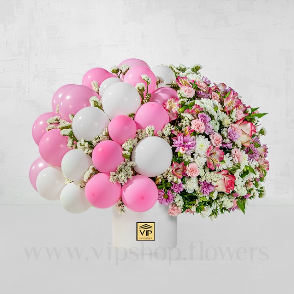جعبه گل لاکچری رز آلستر- گلفروشی آنلاین VIP Shop