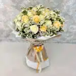 دسته گل 40 شاخه ای رز هلندی سفید و نباتی- گلفروشی آنلاین VIP Shop