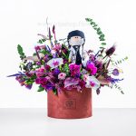 گل برای افتتاحیه مطب دکتر همراه با گل ارکیده نمایی زیبا دارد.