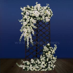 تاج گل رز ارکیده با پایه چوبی مشکی