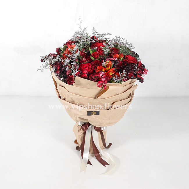 دسته گل رز آلستر با تم قرمز- گلفروشی آنلاین VIP Shop