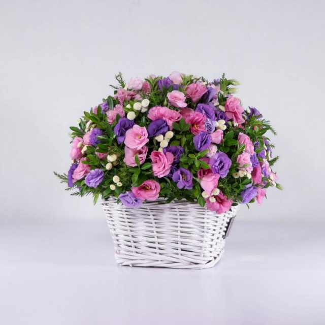 سبد گل رنگارنگ لیسیانتوس (31)