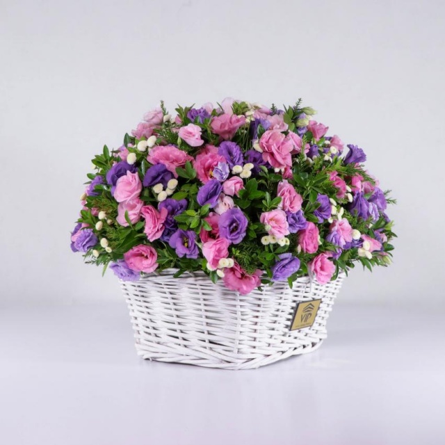 سبد گل رنگارنگ لیسیانتوس (33)