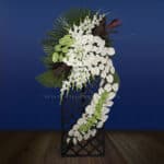 تاج گل سیاه چوبی آنتوریوم داوودی - گلفروشی آنلاین VIP Shop