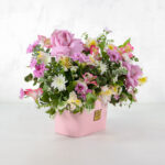 جعبه گل صورتی رز آلسترومریا - گلفروشی آنلاین VIP Shop