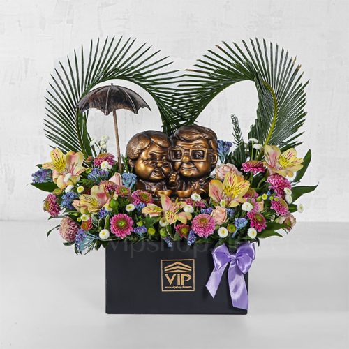 خرید گل و مجسمه نوستالوژی با هازمونی رنگ جذاب - گلفروشی آنلاین VIP shop