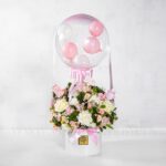 باکس گل نوزاد دختر به همراه بادکنک.