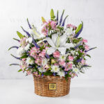 سبد گل K129 ورنیکا با گل لیلیوم و آلستر
