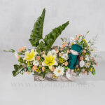 باکس گل و عروسک برای تشکر از دکتر