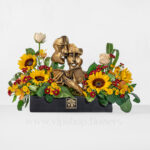 باکس گل فارغ التحصیلی و دانشجو با تزئین گل های بی‌نظیر