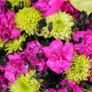 ترکیب گل سرخابی و سبز از بهترین ترکیب ها است.