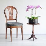 ارکیده صورتی رگه دار 4 شاخه ابعاد مناسبی دارد.