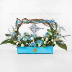 کماندار نماد ماه آذر در باکس گل است.