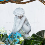 مجسمه فرشته برای ماه شهریور است.