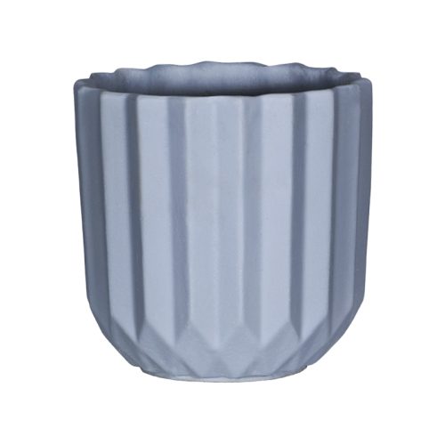 گلدان P039 چندضلعی نقره ای بسیار زیبا است.