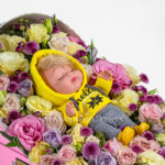 باکس گل گهواره ای به همراه عروسک