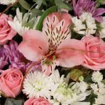 گل های باکس گل B321 زیبا هستند.