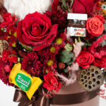 رز قرمز نماد عشق در روز ولنتاین است.