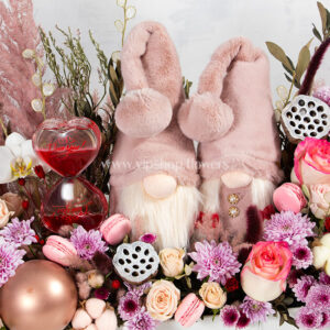 باکس گل ولنتاین با عروسک لی لی پوت صورتی