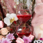 باکس گل ولنتاین با عروسک لی لی پوت انتخاب ایده آل است.