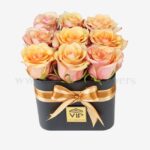 رز وینتیج در باکس گل مینیمال زیباست.