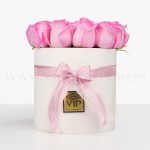 باکس گل شماره 381 از زیباترین گل های گرد است