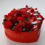 بسته گل و شکلات L28 - Image 4