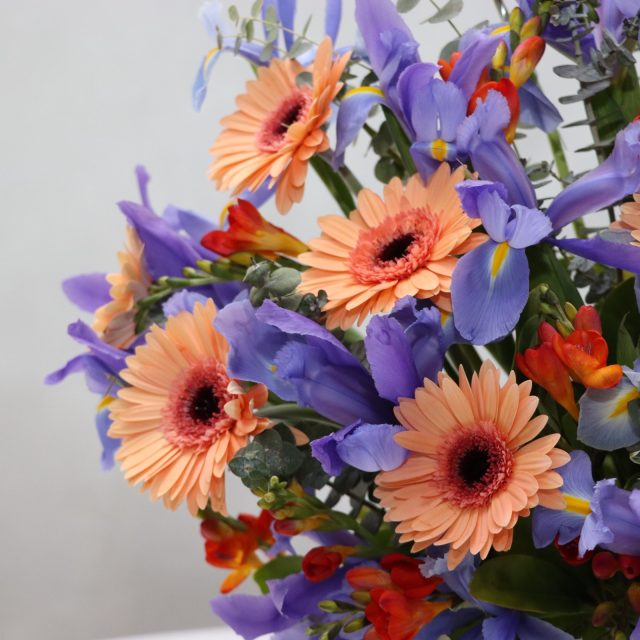گل های زیبای باکس گل B387
