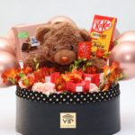 باکس گل و شکلات L19-2