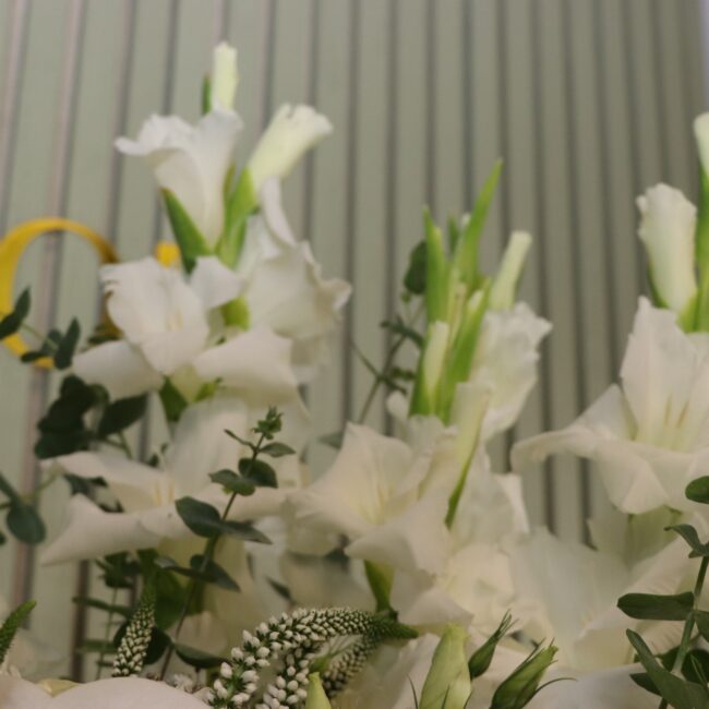 sympathy flower no F70 5